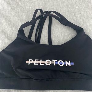 Lululemon peloton sports bra size 6